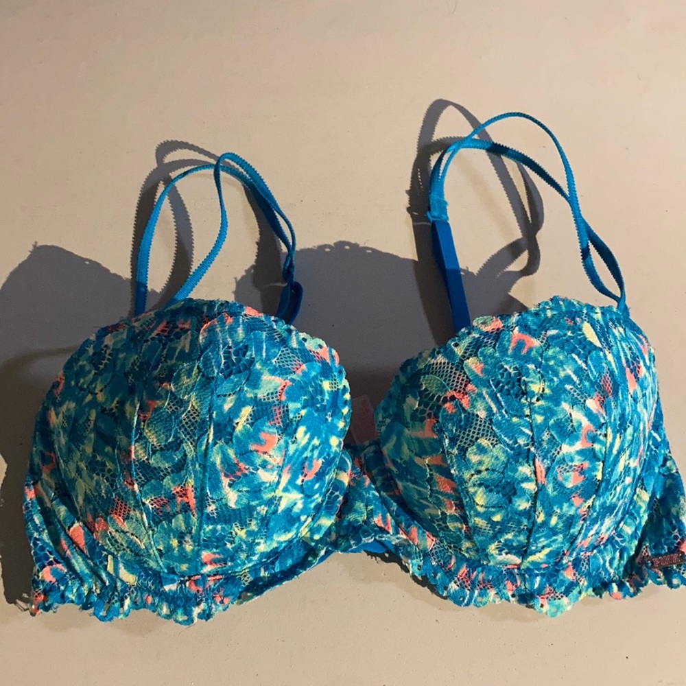 32C Blue Pattern PINK Lace Push Up.